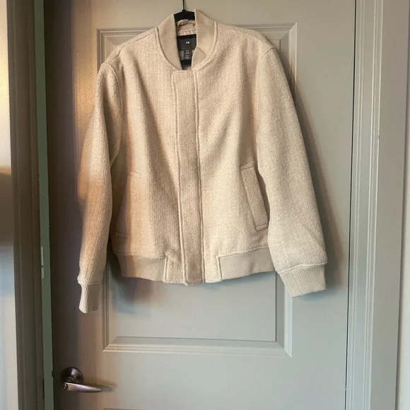 Men’s Cream Bomber Jacket - Picture 2 of 6